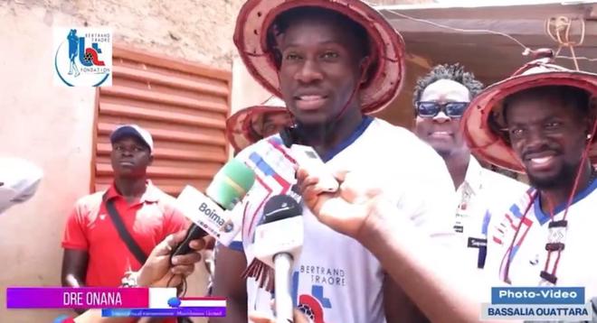 是否即將離開曼聯？奧納納微笑回應：我不知道，我們等等看吧