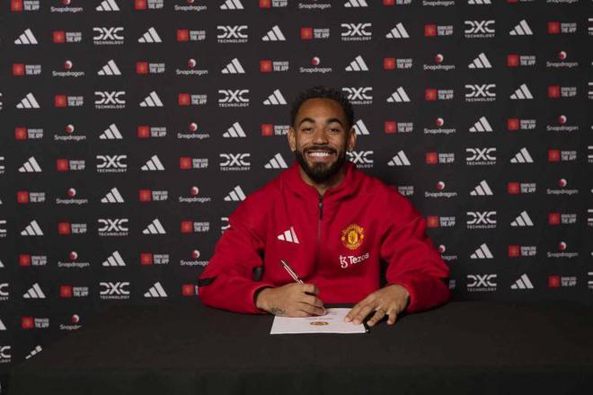 曼聯(lián)CEO貝拉達:夏窗結(jié)束時我們會強大得多 庫尼亞頗具坎通納風范 曼聯(lián)CEO貝拉達:夏窗結(jié)束時我們會強大得多 庫尼亞頗具坎通納風范