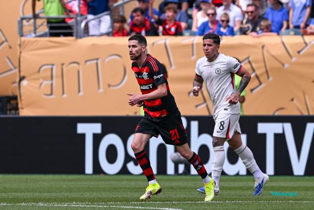 3-1！又一歐洲豪門倒下，又一名帥誕生！球迷：主帥真年輕真帥啊