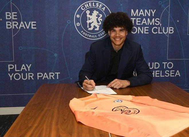 鏡報：水晶宮與切爾西19歲門將盧克-坎貝爾進行轉(zhuǎn)會談判