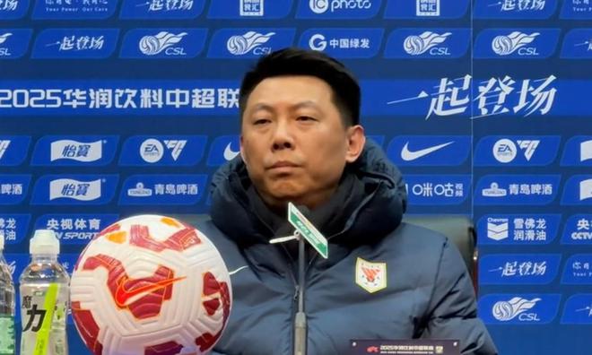记者：山东队助教唐田已转型为领队，负责连接一线队与俱乐部