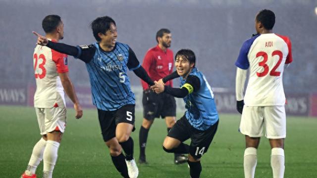 亚冠大战申花不敌川崎前锋，无缘八强，与C罗对决梦碎！