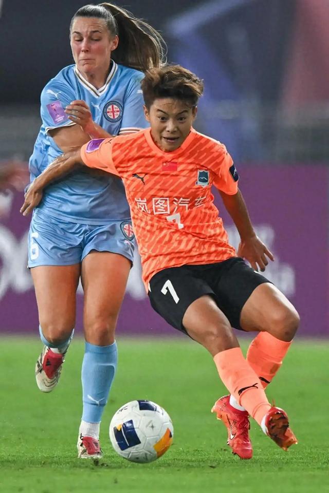 祝賀！武漢隊獲得首屆女足亞冠聯(lián)賽冠軍