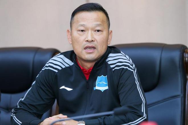 武漢女足主教練常衛(wèi)魏：相當不易，核心隊員站出來，打下穩(wěn)固基石