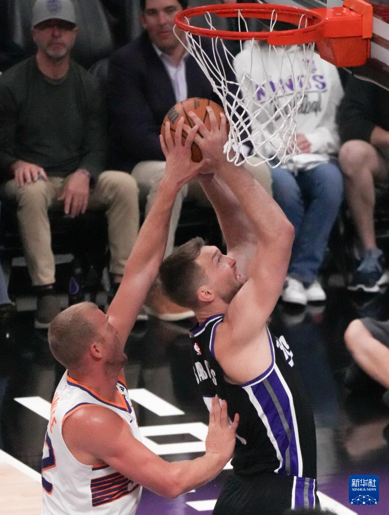 NBA常规赛：国王胜太阳