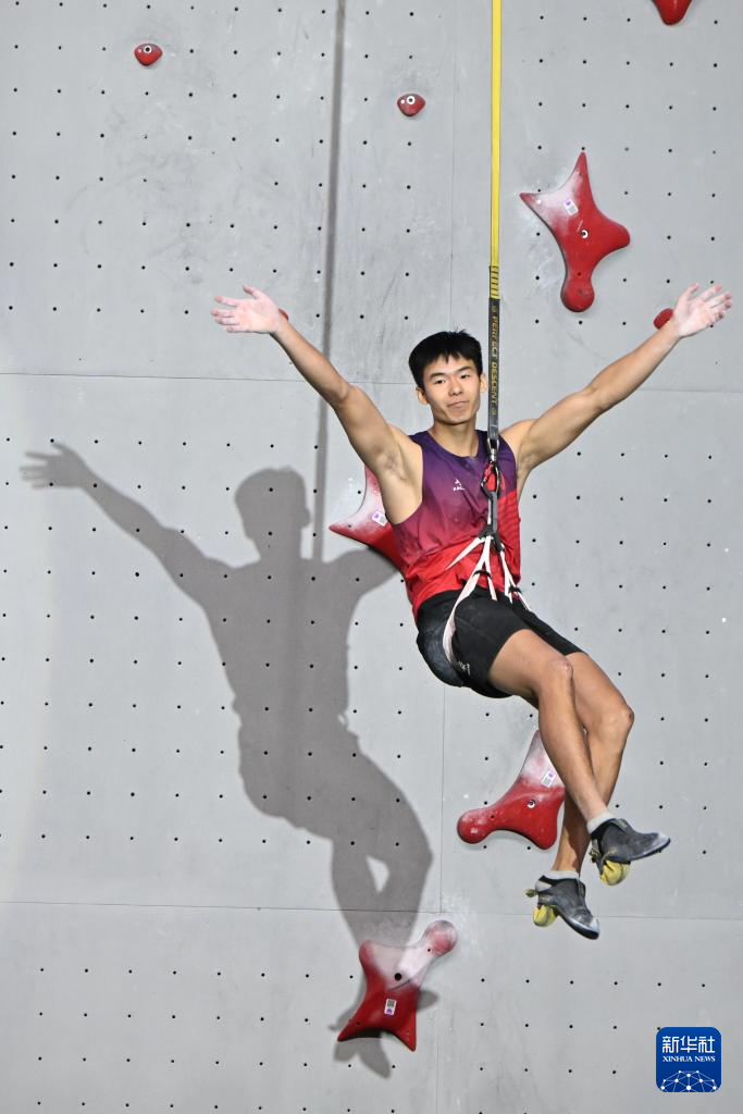 世界杯（吴江站）：龙见国斩获男子速度赛冠军