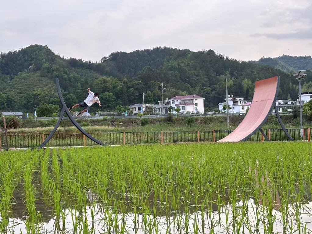 全国性滑板赛事首次在农村地区举办