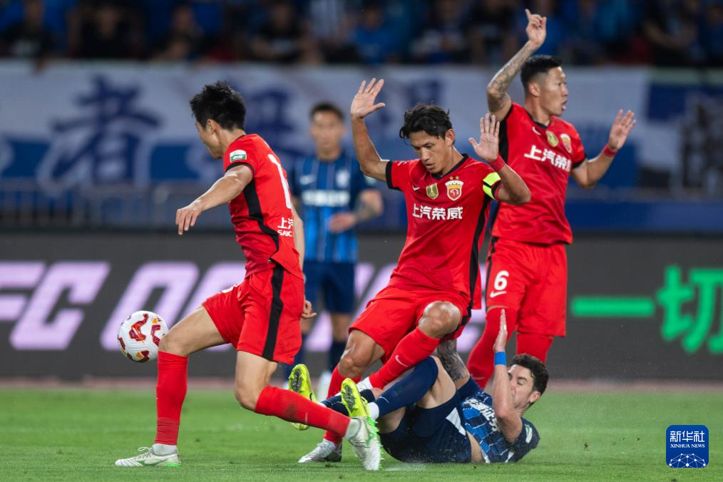 中超：武汉三镇不敌上海海港