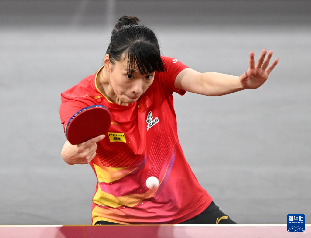 世乒赛：石洵瑶晋级女单32强