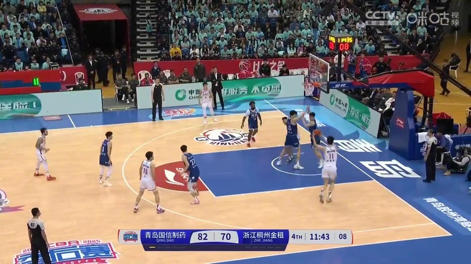 宣布参加NBA选秀！杨瀚森在比赛中直接站帽余嘉豪，这静态天赋太强了