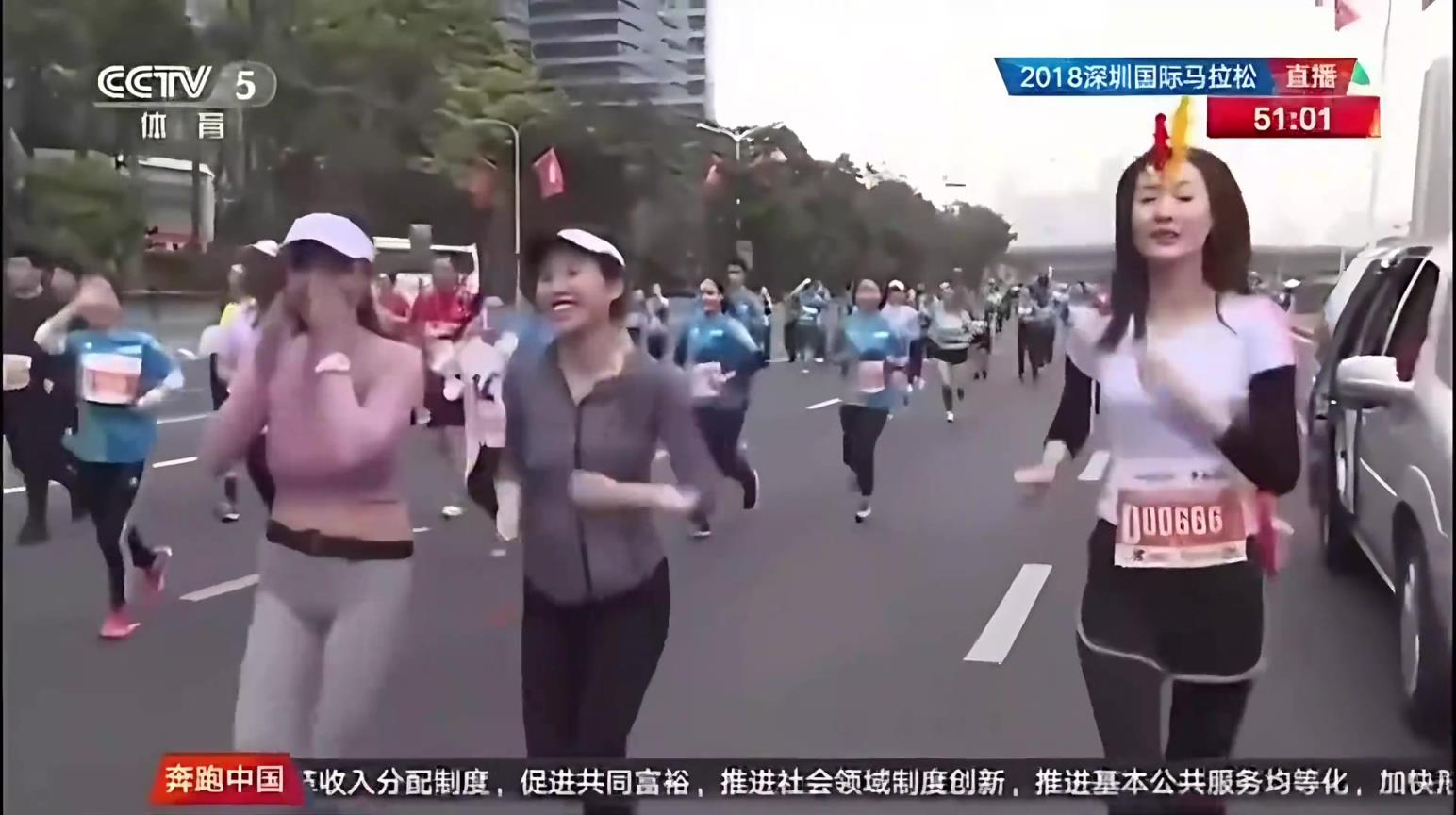 央视主持人在谈中超，但导播才是王者