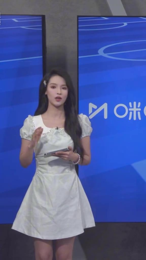 女主持赛后点评成都蓉城：球队对于机会的把握能力该如何提升?