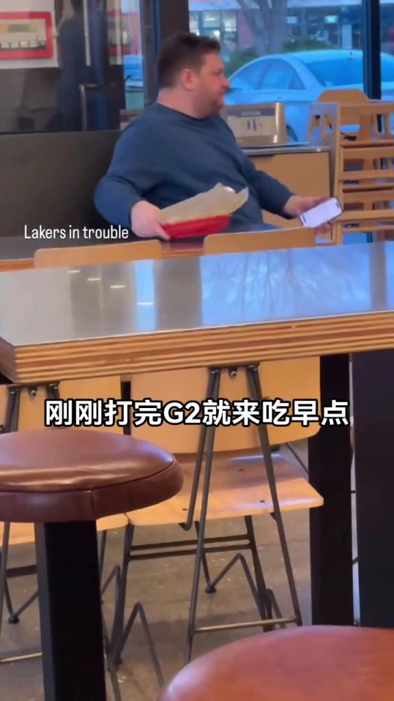 休赛期的东契奇be like？刚打完G2就去吃早点
