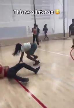 哥们：火勇系列赛到底有多激烈？我：