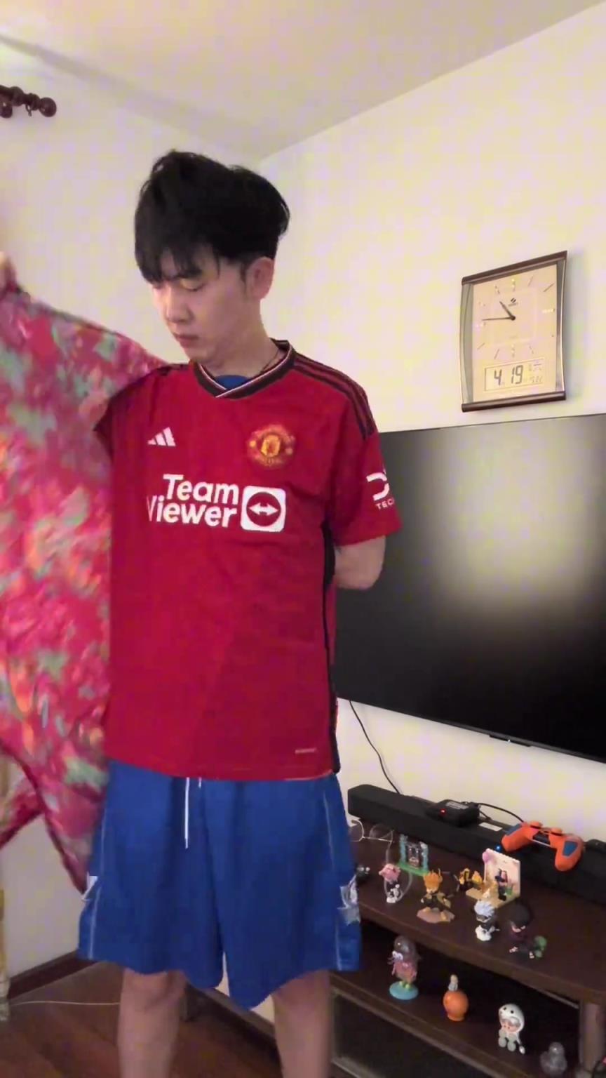 打算在工体看球的泰山球迷，这身buff叠满了