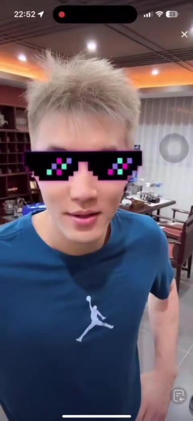 郭艾伦：我眼睛好了 没看到这么明亮吗