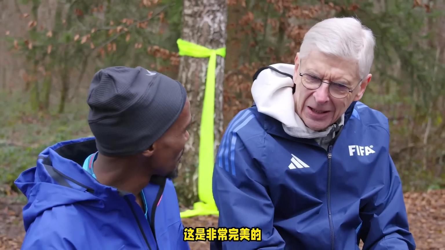 温格与枪迷法拉赫漫谈：现在我们又有了一支能冲击冠军的顶级球队