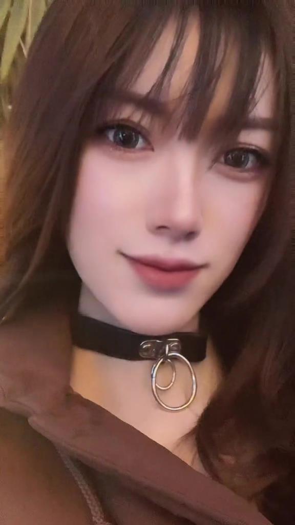 绝世美颜！云南玉昆的女球迷都这么俊嘛，有点女生男相~