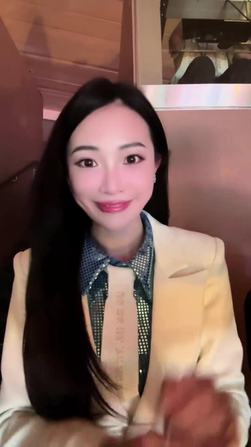 球好看人更好看！美女记者孟超：强烈推荐尼克斯活塞这组系列赛