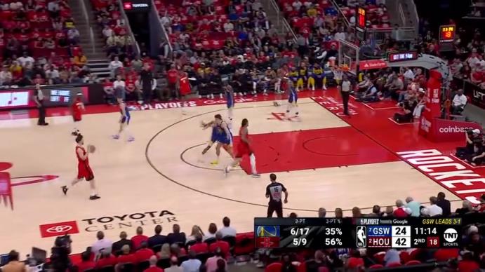 6分26秒一分不得！第二節開始火箭眾將轟出一波14-0