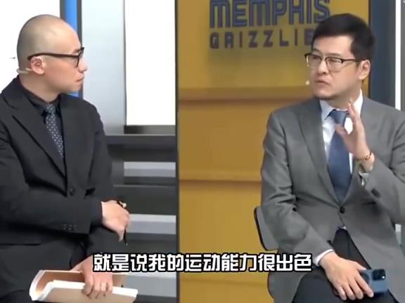 现在呢杨毅曾言：勇士怕锋线强的球队，比如火箭湖人