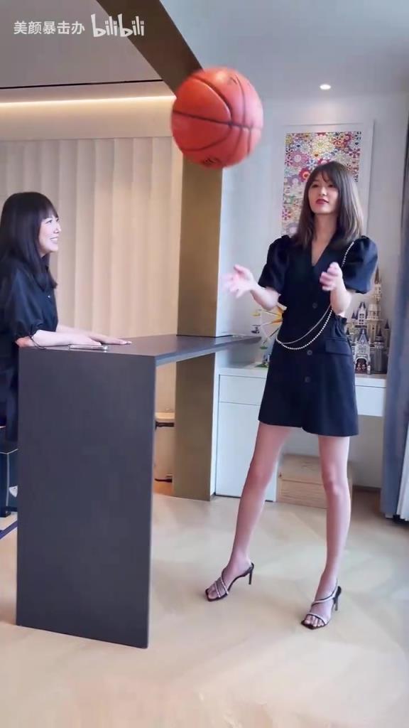 太完美了！這不用問！小七季后賽會(huì)支持哪只球隊(duì)呢？