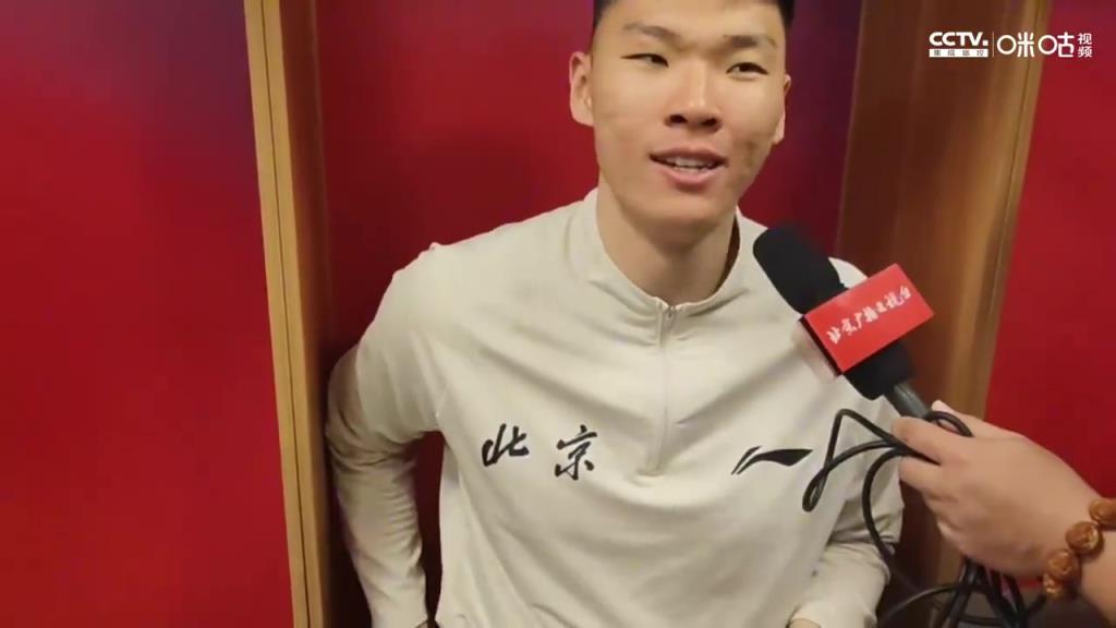 翟曉川在更衣室里大喊：遼寧要是有范子銘，早就贏廣廈了！