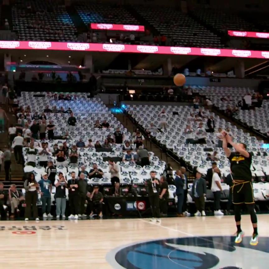 勇士球迷心里一涼!庫里賽前熱身LOGO三分抬手就進!