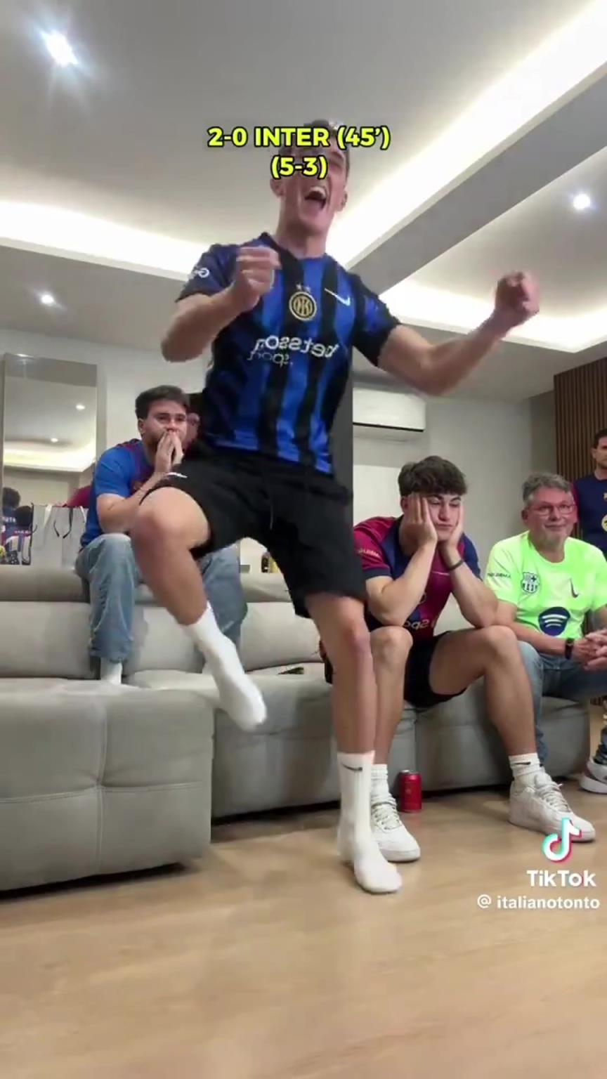 領先被逆轉再被反超！國米和巴薩球迷一起看比賽過程很有趣