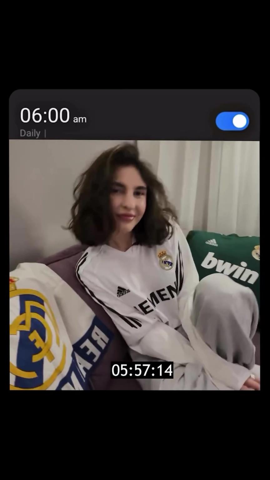 單身皇馬男球迷需要這樣一位女朋友！