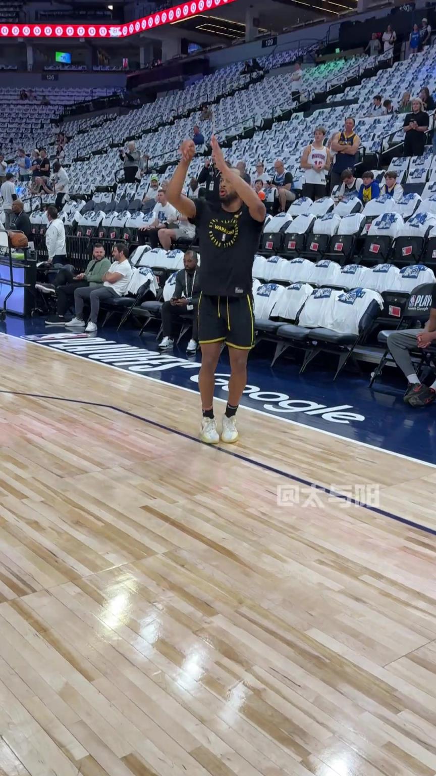 穆迪年薪近600萬美元 熱身時仍穿著臟舊的GT cut3