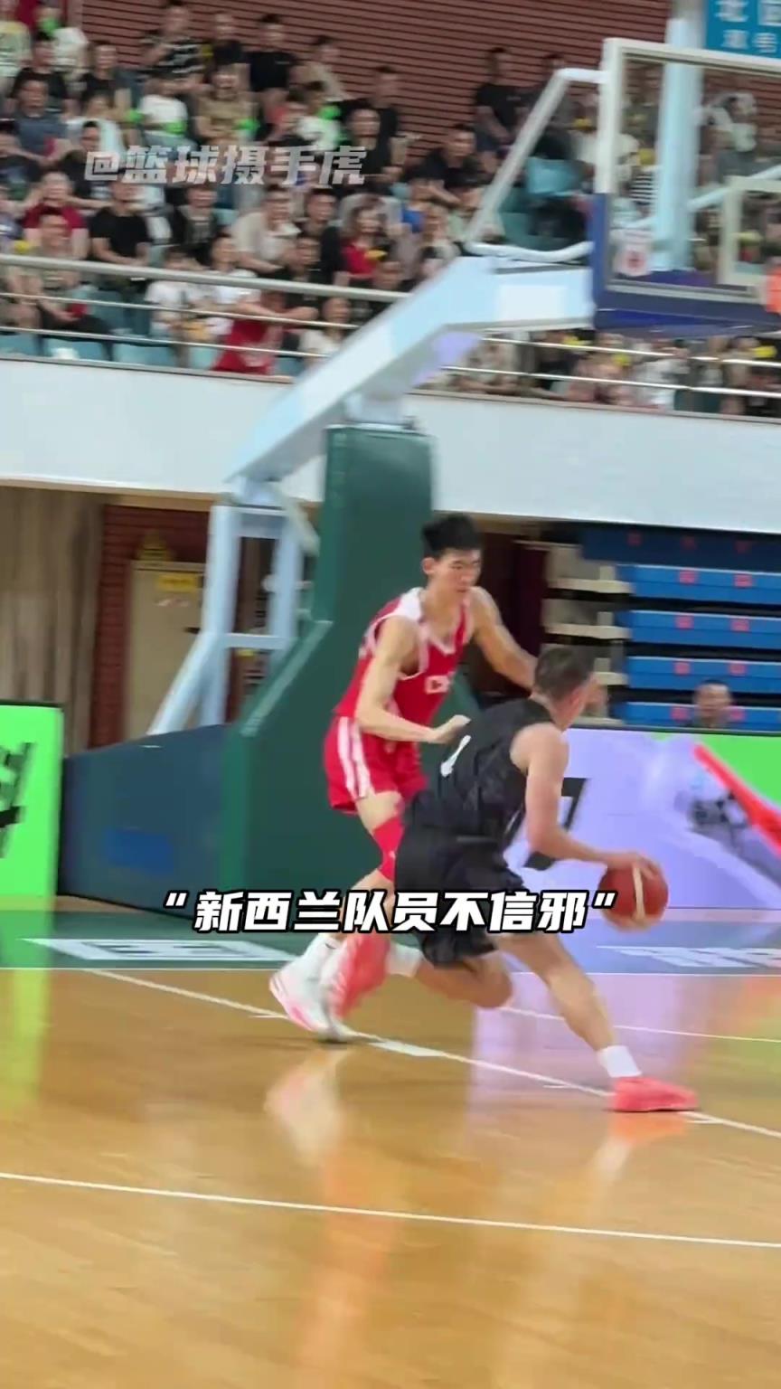 國青小文班!2米23的國青隊員連續大火鍋!