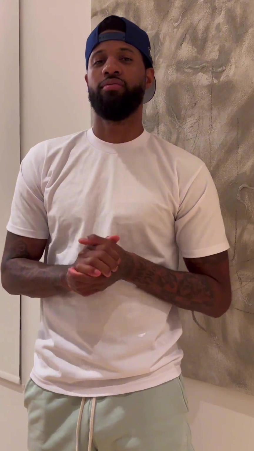 喬治開通中國(guó)社媒賬號(hào)：目前我中文還不行但我知道你們的心意??