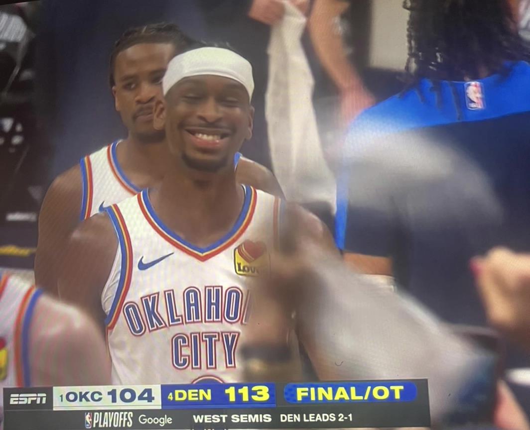 SGA賽后笑了,這是太自信還是太無奈?