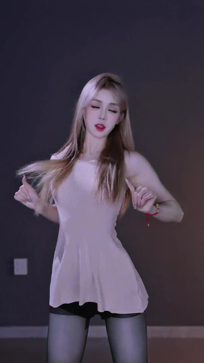 遼寧啦啦隊元Abby：想好了嗎 要叫我什么？