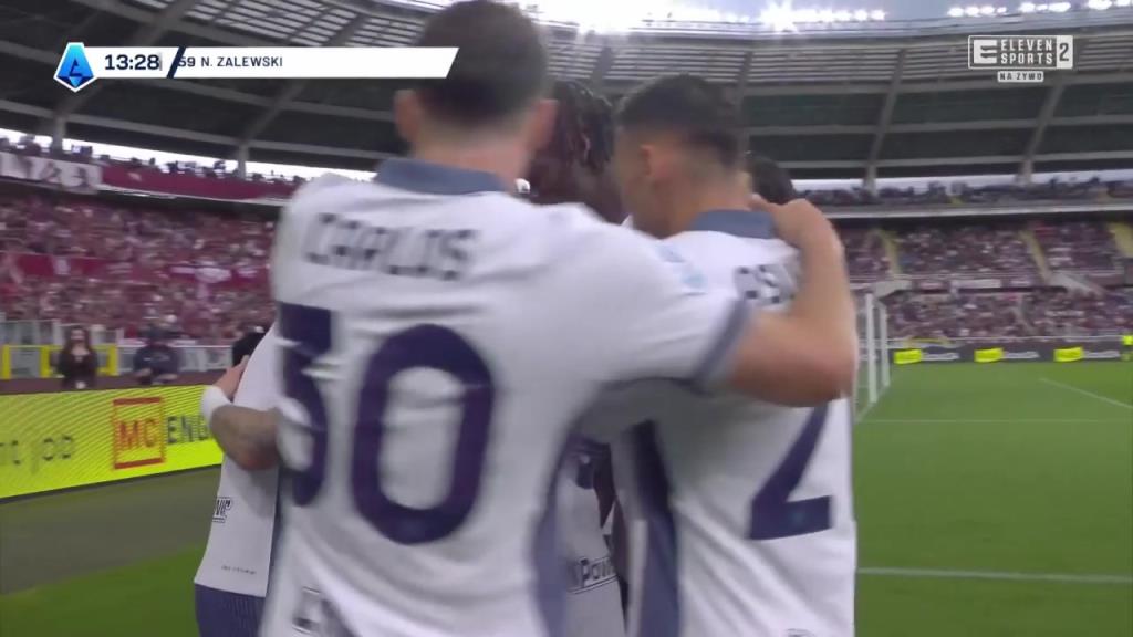 國米先下一城！扎萊夫斯基外圍遠(yuǎn)射世界波破門！