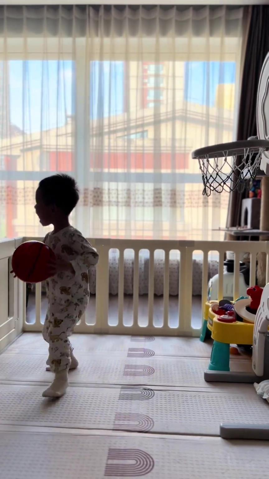 去勇士替一下庫里，現在十萬火急~