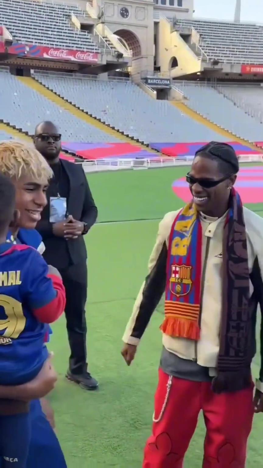 亞馬爾弟弟年紀輕輕也是跟著哥哥走上人生巔峰