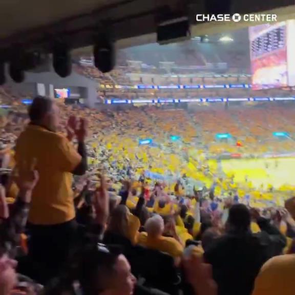 這氛圍真的令人羨慕！追夢命中三分后大通中心爆發出山呼海嘯