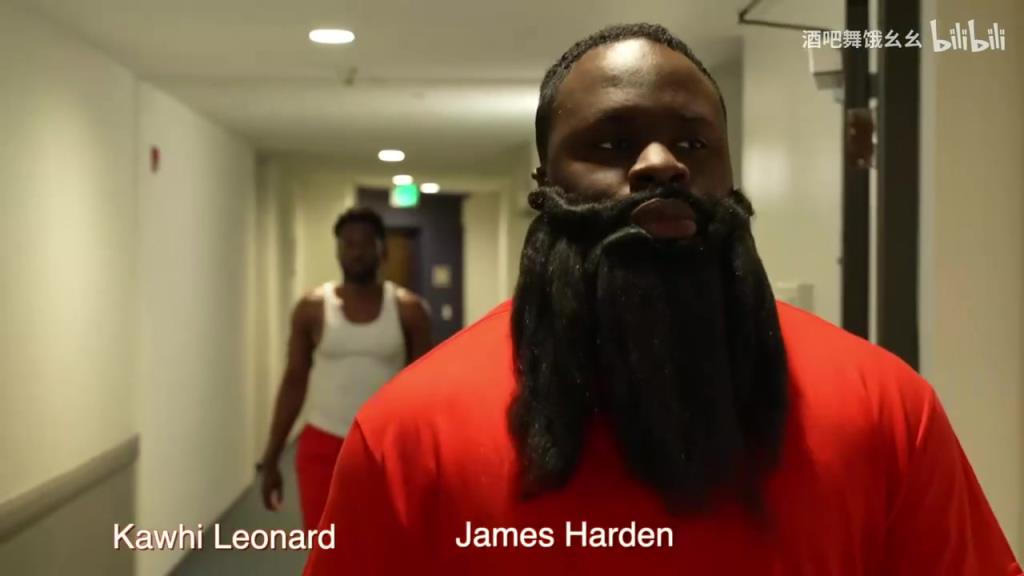 絕了！模仿帝：快船搶七輸給掘金以后，更衣室里的哈登和小卡……