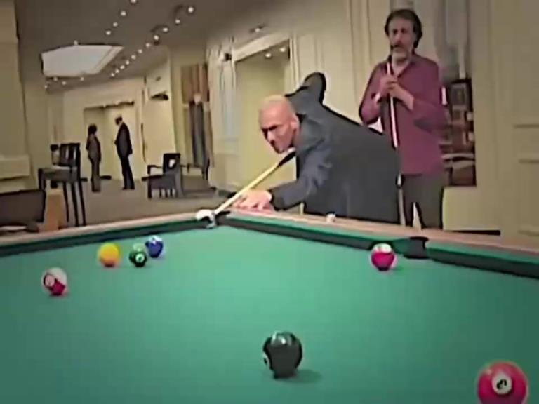 氣質拿捏的死死的!齊達內:我可不是只會踢足球和當教練!