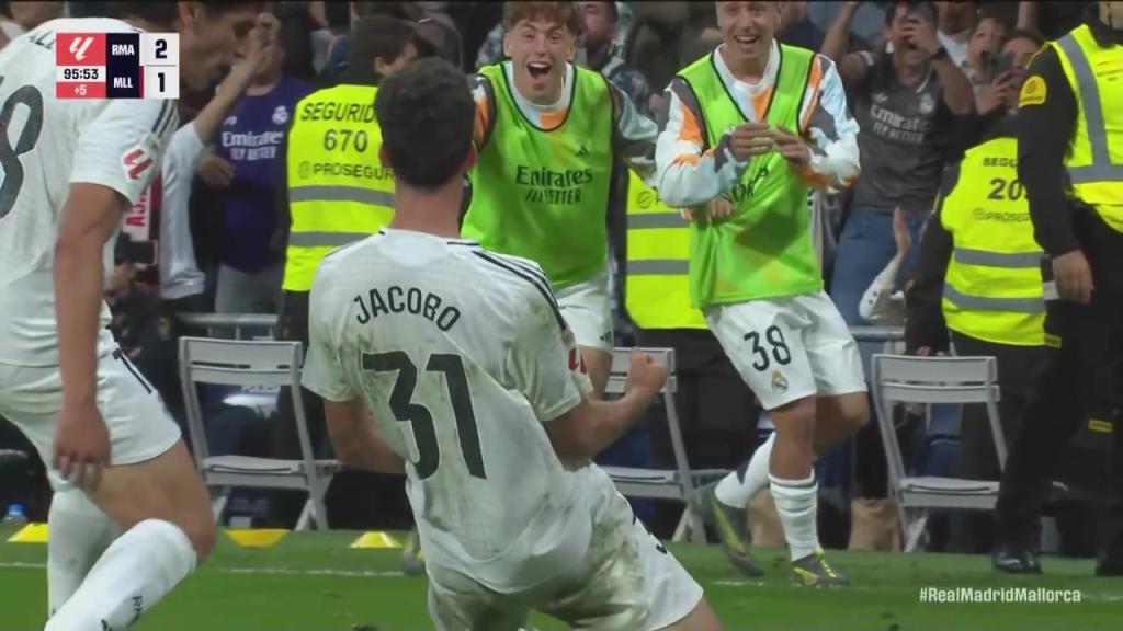 皇馬上演絕殺！皇馬小將后衛拉蒙95分鐘破門建功！巴薩奪冠推遲！