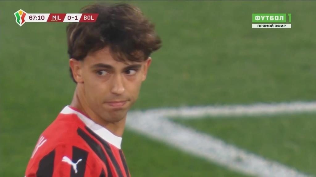 逆天！菲利克斯無人盯防打門，左腳打門擊中右腳偏出底線！