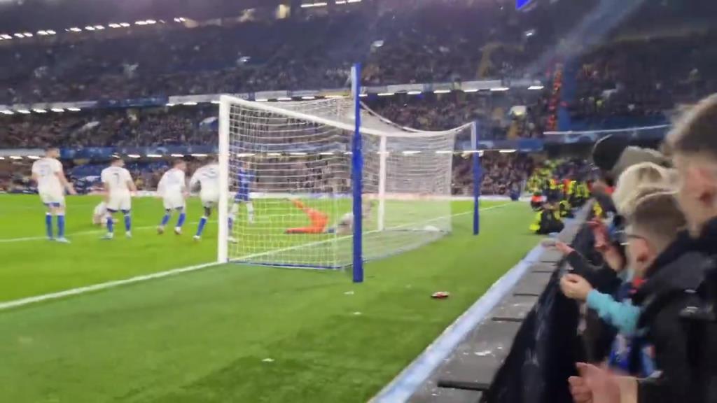 顏值是真的沒話說！名場面：芒特慶祝隊友進球的最佳視角！