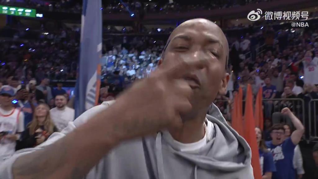 人家秋雅結婚！名宿馬布里現身麥迪遜廣場花園激情支持尼克斯