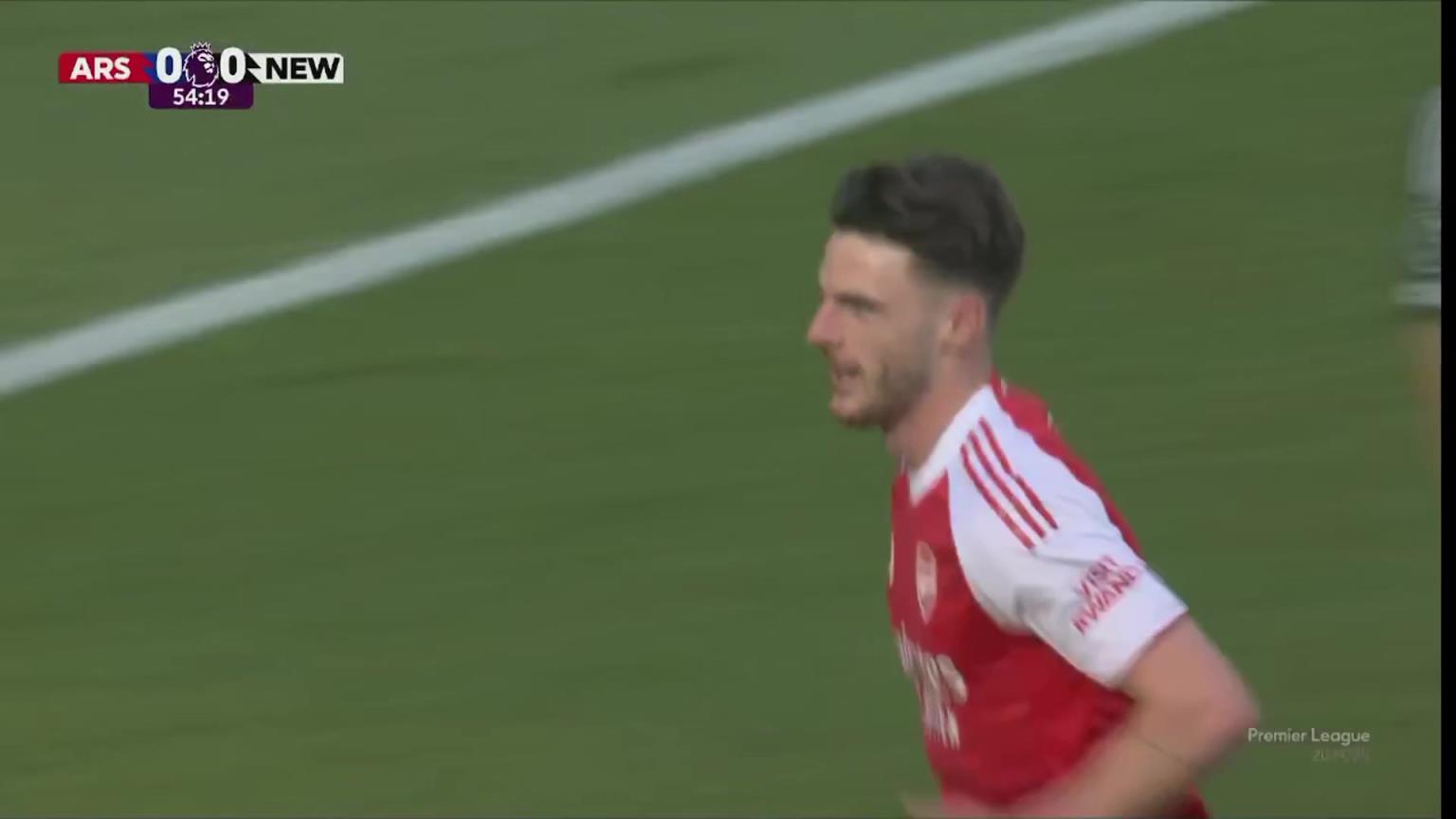 勢大力沉！厄德高傳中，賴斯迎球怒射世界波破門