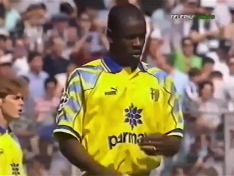 有他在當然放心！圖拉姆97年對陣尤文圖斯個人集錦！