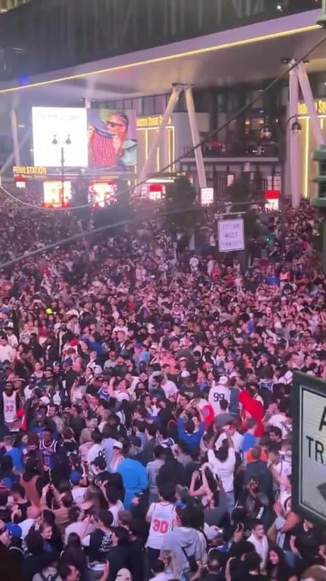 尼克斯殺進東決球迷都已經這樣了，不敢想象奪冠了有多可怕