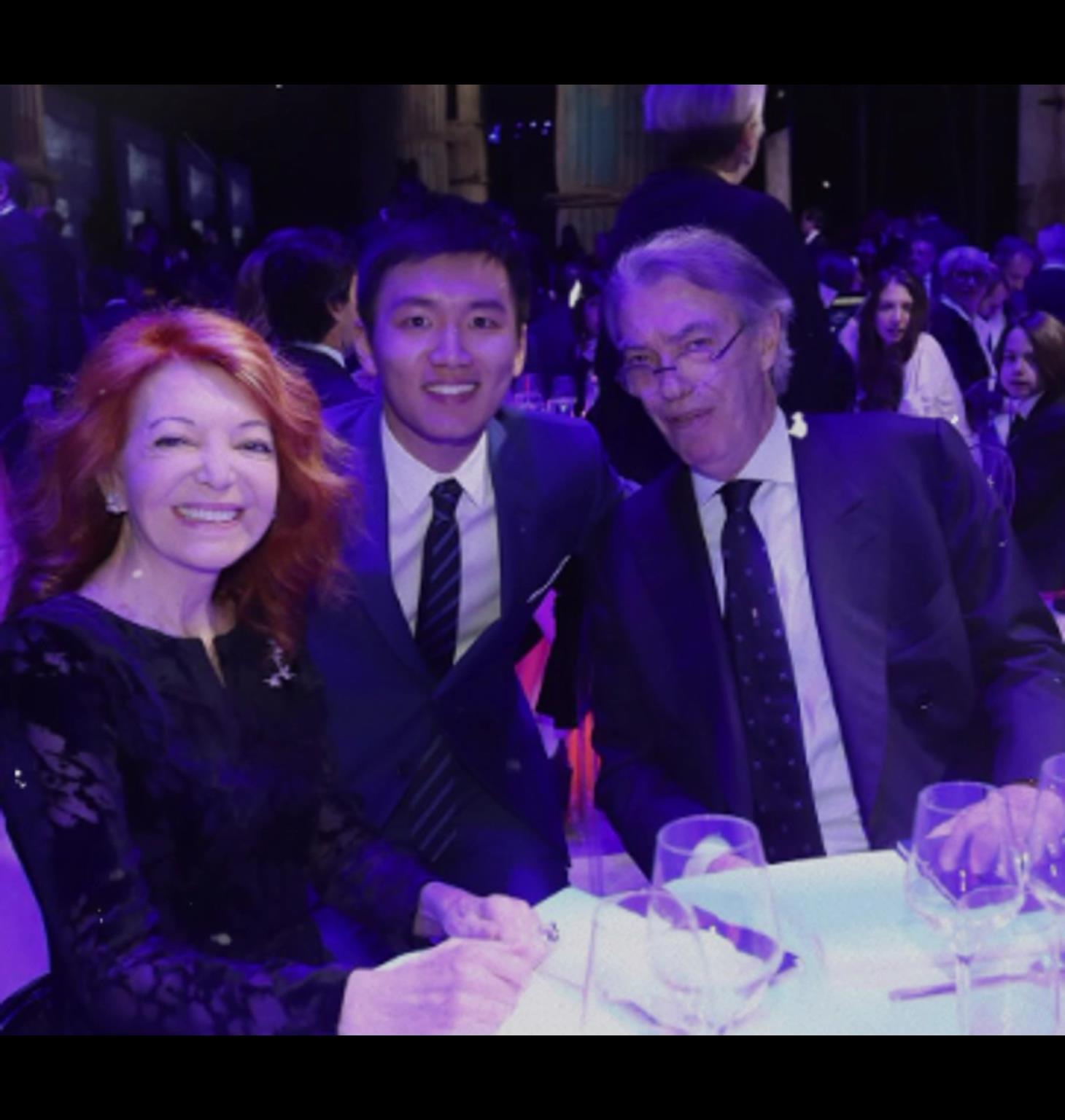 張康陽再度露面!在社媒上曬出與莫拉蒂的合影,心里還有國米