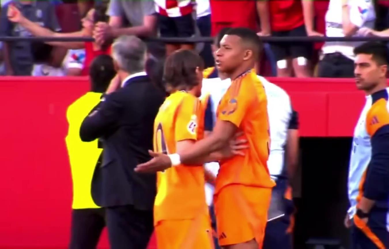 姆巴佩:我們是11對9,我們需要踢得更快,我們不可能踢得像這樣